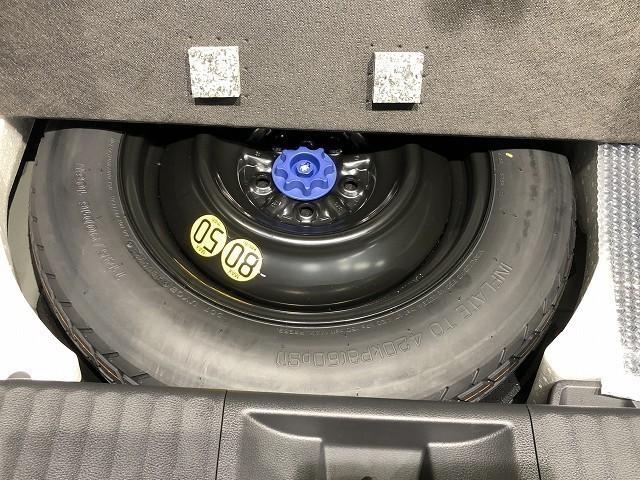 プリウス Ｚ　衝突被害軽減システム　フルセグ　バックカメラ　ＥＴＣ　ミュージックプレイヤー接続可　サンルーフ　電動シート　オートクルーズコントロール　ＬＥＤヘッドランプ　スマートキー　キーレス　ハイブリッド（32枚目）