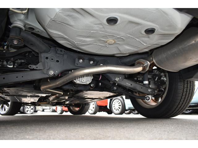 フォレスター プレミアム 新品タイヤ F+S+Rカメラ ドラレコ ナビ アイサイトver3 ステアリング連動付LEDヘッドランプ 18インチアルミ キーレスアクセス&プッシュスタート 左右独立温度調整機構付オートエアコン リヤビューカメラ ETC2.0 前席電動シート(12枚目)