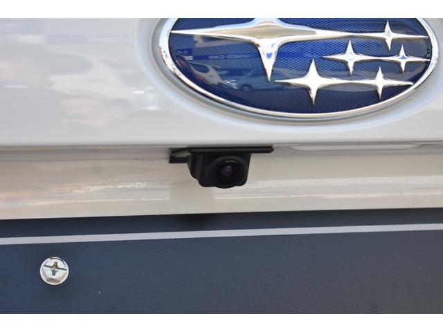 リヤビューカメラ装備です