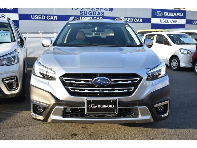 当車両は納車前に正規店のメカニックによる車検または１２ヶ月点検整備をさせて頂いてから納車を致します。消耗品やオイル類のチェックをし、必要箇所の交換修繕をいたします。後から費用が増えることは御座いません