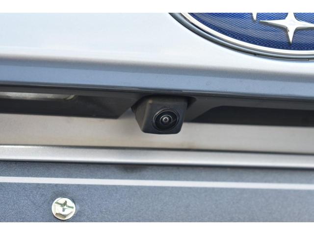 リヤビューカメラ装備です