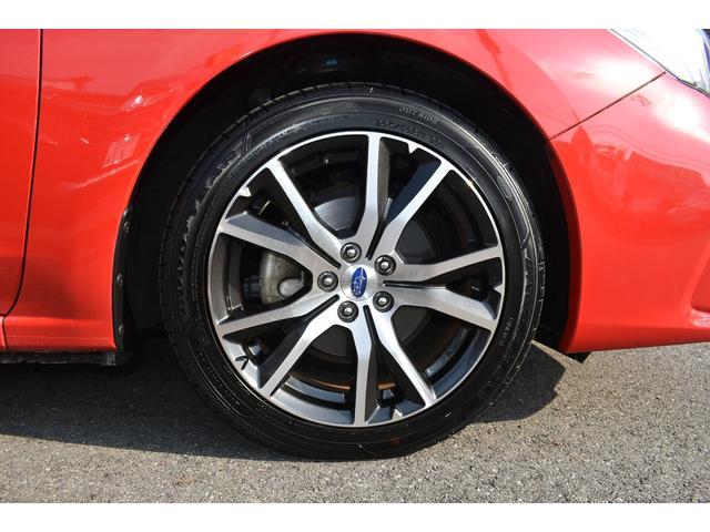 タイヤはひびもなく良好です！詳細は各タイヤ写真をご覧ください。タイヤパンク保証プログラム販売中！もしもの時にタイヤ４本新品交換！詳細はスタッフまで！※ホイールロックナットは展示用です。