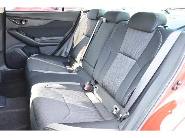 幅広いサービスのスバル保険。スバル正規店で任意保険にご加入いただきますと、距離無制限のレッカーサービスや、ガラスやパンクの修理などのオリジナル修理サービスなどが追加料金無しで付帯されます。