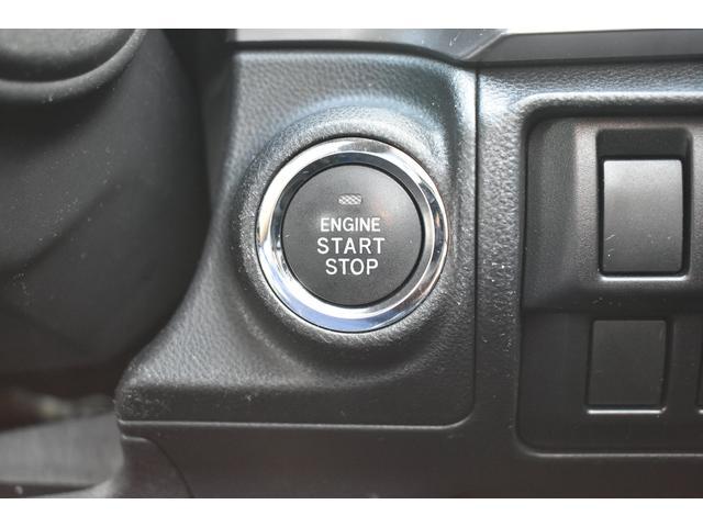 イモビライザー機能付きプッシュスタート装備です。リヤビーグルディテクション装備です後方から接近する車を警告灯にてお知らせ致します