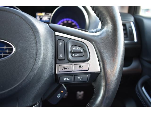 ���F�X�e�A�����O�I�[�f�B�I�R���g���[���X�C�b�`�B�I�[�f�B�I�̑��삪���茳�ŉ\�ł��B�E�F�S�ԑ��N���[�Y�R���g���[���̑���X�C�b�`�ŁA�A�C�T�C�g�ƘA�����O���ԗ��ɒǏ]���s�ł��܂��B