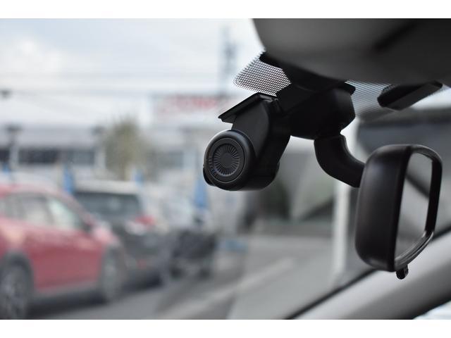 純正ドライブレコーダー装備です！録画した映像はＰＣもしくはナビモニターにてご確認にただけます