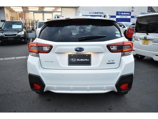 【リヤ】２年間（バリューチョイスは１年間）走行距離無制限の「スバルあんしん保証」が付きます。万一の時は、全国スバルディーラーで保証修理が受けられます。最長３年まで保証の延長が可能です。（有料）