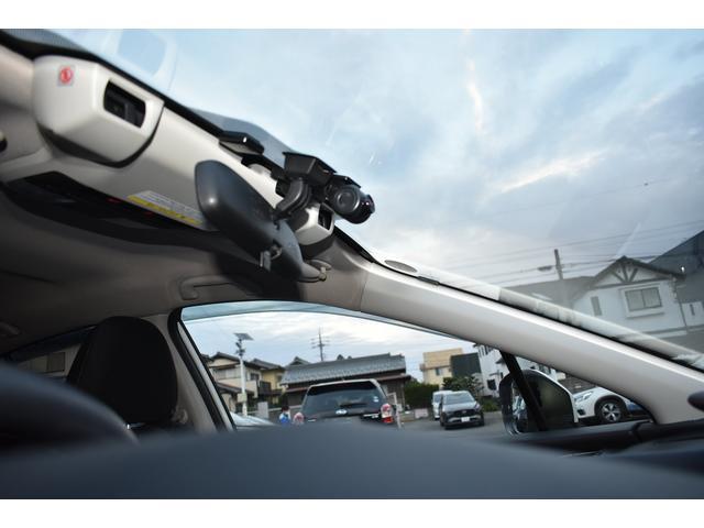 アイサイトｖｅｒ３装備です。レーンキープ機能やツーリングアシスト機能がございます。