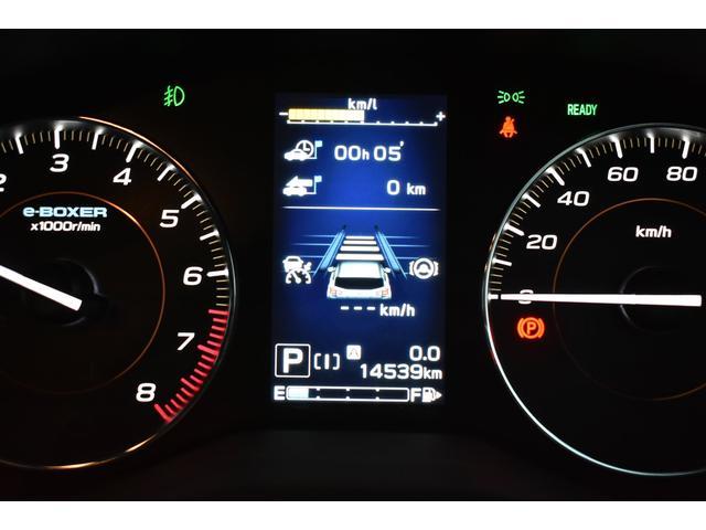 メーター内のディスプレイには時速表示やアイサイトの情報を映し出します