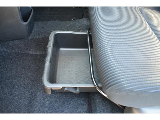 ステラ Ｒスマートアシスト　元社有車　ナビ　ＥＴＣ　タイヤ新品　ＬＥＤヘッド　ＬＥＤフォグ　スマアシ３　ナビ　ＥＴＣ　バックカメラ　オートエアコン　プッシュスタート　イモビライザー　アイドリングストップ　シートヒーター　誤後進防止装置　タイヤ新品　元社有車（46枚目）