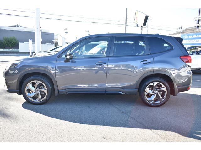 フォレスター ＳＴＩスポーツ　ドラレコ　ナビ　カメラ　Ｆ＋Ｓ＋Ｒカメラ　ＬＥＤヘッド　ＬＥＤフォグ　新世代アイサイト　アイサイトセイフティプラス　ドラレコ　ビルトインナビ　ＥＴＣ２．０　カメラ　メモリー機能付きパワーシート　シートヒーター　誤後進防止　バックセンサー（2枚目）