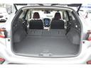 ４：２：４分割可倒式リヤシートで長物も積載可能です。全て倒せばさらに広い空間が確保できます！