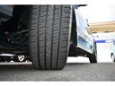 左前タイヤ タイヤ4本新品交換済みです!ダンロップ:グラントレックPT5!タイヤパンク保証プログラム販売中!もしもの時にタイヤ4本新品交換!詳細はスタッフまで!※ホイールロックナットは展示用です。