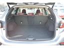 4:2:4分割可倒式リヤシートで長物も積載可能です。全て倒せばさらに広い空間が確保できます!