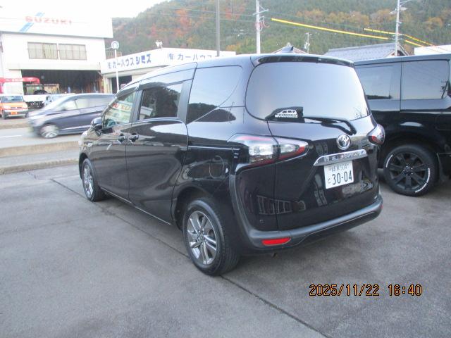 シエンタ Ｇ　クエロ（8枚目）