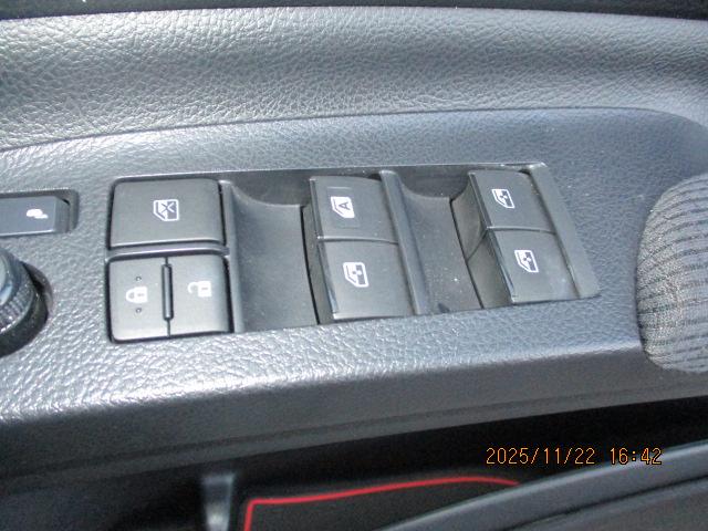 シエンタ Ｇ　クエロ（18枚目）