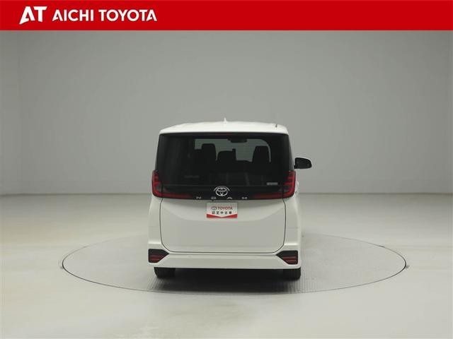 ノア Ｓ－Ｚ　アルミホイール　デュアルエアコン　クルーズコントロール　盗難防止装置　ＬＥＤライト　両側自動ドア　キーレス　横滑り防止　ワンオーナー　三列シート　ミュージックプレイヤー接続可　スマートキー　エアコン（5枚目）