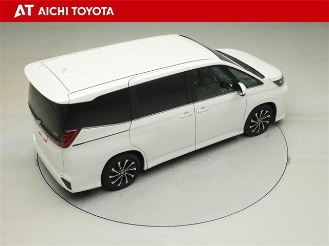 ノア Ｓ－Ｚ　アルミホイール　デュアルエアコン　クルーズコントロール　盗難防止装置　ＬＥＤライト　両側自動ドア　キーレス　横滑り防止　ワンオーナー　三列シート　ミュージックプレイヤー接続可　スマートキー　エアコン（14枚目）