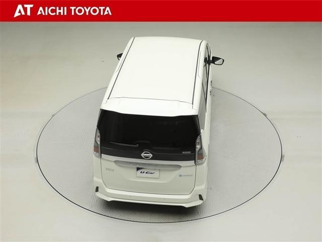 セレナ ｅ－パワー　ハイウェイスターＶ　エマジェンシーブレーキ　ＤＶＤ再生機能　地デジ　ミュージックプレイヤー接続可　３列シート　Ｗエアコン　１オナ　横滑り防止機能　スマキー　バックカメラ　ＬＥＤ　クルコン　ＥＴＣ　ドラレコ　イモビ　ＡＢＳ（13枚目）