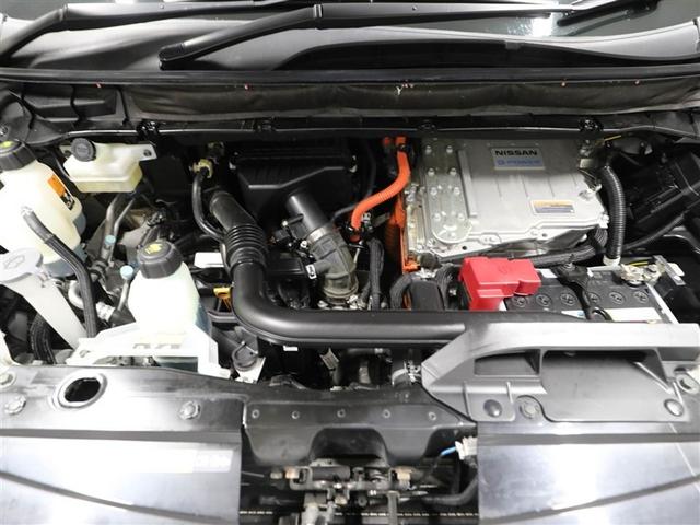 セレナ ｅ－パワー　ハイウェイスターＶ　エマジェンシーブレーキ　ＤＶＤ再生機能　地デジ　ミュージックプレイヤー接続可　３列シート　Ｗエアコン　１オナ　横滑り防止機能　スマキー　バックカメラ　ＬＥＤ　クルコン　ＥＴＣ　ドラレコ　イモビ　ＡＢＳ（25枚目）