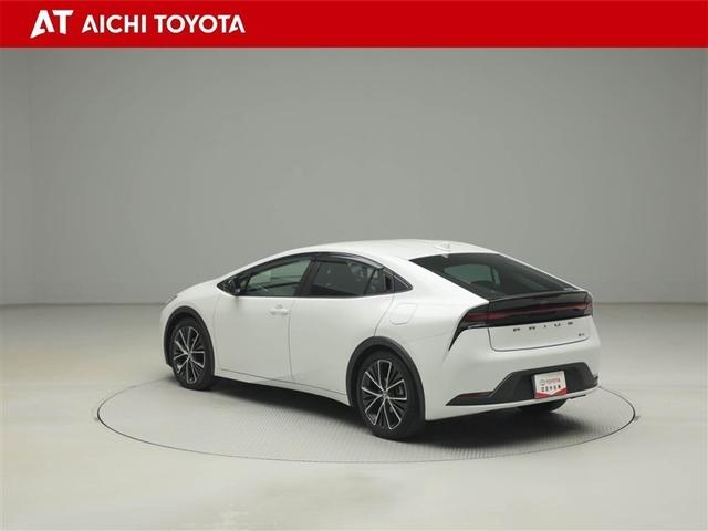 プリウス Ｇ　１オーナー　衝突被害軽減ブレーキ　ＬＥＤライト　フルセグＴＶ　ＡＣ１００Ｖ　アルミホイール　クルーズコントロール　ＴＶ　キーフリー　スマキー　カーテンエアバック　エアコン　イモビライザー　ＥＳＣ（4枚目）