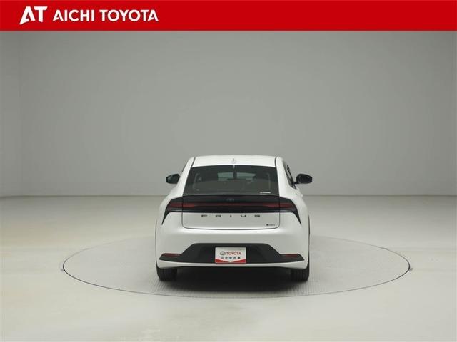 プリウス Ｇ　１オーナー　衝突被害軽減ブレーキ　ＬＥＤライト　フルセグＴＶ　ＡＣ１００Ｖ　アルミホイール　クルーズコントロール　ＴＶ　キーフリー　スマキー　カーテンエアバック　エアコン　イモビライザー　ＥＳＣ（5枚目）