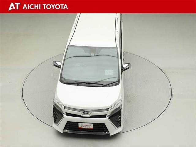 ヴォクシー ＺＳ　煌ＩＩＩ　プリクラッシュ　スマートキ　アイスト　ＤＶＤ再生機能　横滑り防止装置　ナビＴＶ　アルミ　三列シート　ＷＡＣ　盗難防止　オートエアコン　キーレス　ＥＴＣ装備　パワステ　メモリナビ　クルコン　ＡＢＳ（17枚目）