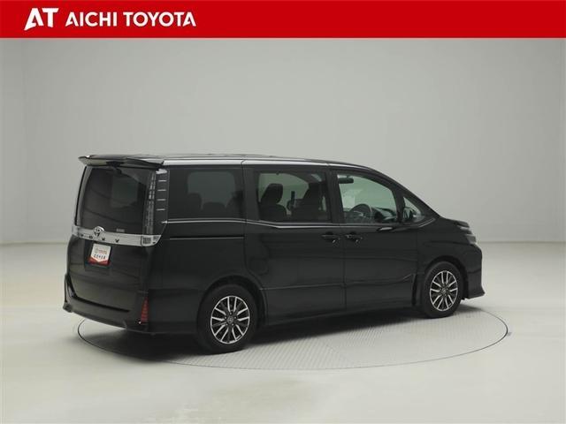 ヴォクシー ＺＳ　地デジ　盗難防止システム　オートエアコン　ダブルエアバッグ　ＤＶＤ再生可　ＥＴＣ　ＬＥＤヘッドライト　キーレスエントリー　メモリーナビ　ナビＴＶ　ＡＵＸ　３列シート　リアオートエアコン　横滑り防止（6枚目）