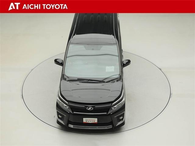 ヴォクシー ＺＳ　地デジ　盗難防止システム　オートエアコン　ダブルエアバッグ　ＤＶＤ再生可　ＥＴＣ　ＬＥＤヘッドライト　キーレスエントリー　メモリーナビ　ナビＴＶ　ＡＵＸ　３列シート　リアオートエアコン　横滑り防止（17枚目）