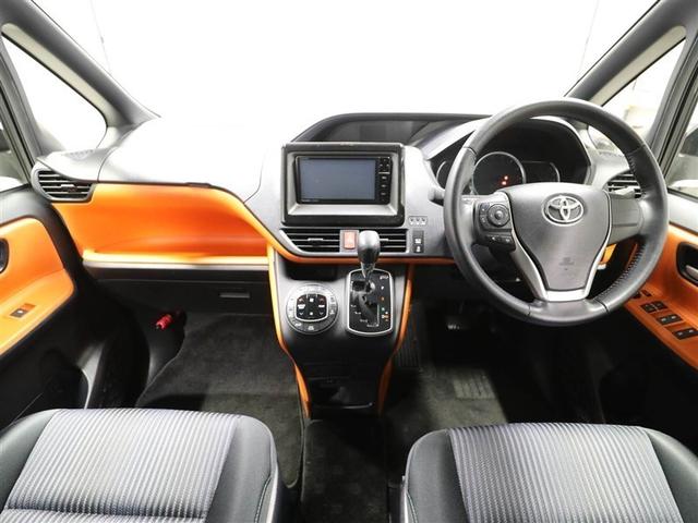 ヴォクシー ＺＳ　地デジ　盗難防止システム　オートエアコン　ダブルエアバッグ　ＤＶＤ再生可　ＥＴＣ　ＬＥＤヘッドライト　キーレスエントリー　メモリーナビ　ナビＴＶ　ＡＵＸ　３列シート　リアオートエアコン　横滑り防止（18枚目）