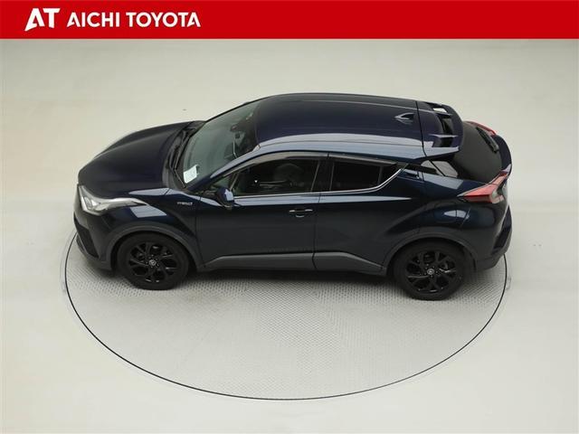 Ｃ－ＨＲ Ｇ　モード　ネロ　リアカメラ　衝突軽減　ＬＥＤヘッドライ　ワンオーナ　ミュージックプレイヤー接続可　クルコン　横滑り防止　パワーウインドウ　オートエアコン　フルセグテレビ　サイドエアバッグ　エアバック　ナビＴＶ　ＥＴＣ（11枚目）