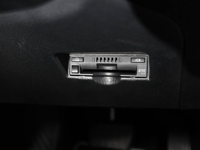 Ｃ－ＨＲ Ｇ　モード　ネロ　リアカメラ　衝突軽減　ＬＥＤヘッドライ　ワンオーナ　ミュージックプレイヤー接続可　クルコン　横滑り防止　パワーウインドウ　オートエアコン　フルセグテレビ　サイドエアバッグ　エアバック　ナビＴＶ　ＥＴＣ（26枚目）