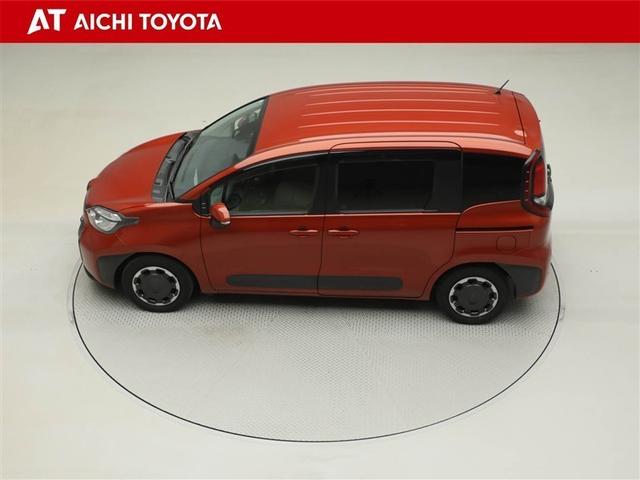 シエンタ Ｇ　クルーズＣ　盗難防止システム　試乗車　Ｗ電動ドア　ＬＥＤ　バックガイドモニター　フルセグＴＶ　ＡＡＣ　ＥＴＣ車載器　ＰＳ　エアＢ　ＰＷ　ＴＶ　キーフリー　ウォークスルー　ＡＢＳ　スマートキー（11枚目）