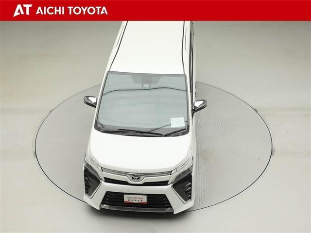 ヴォクシー ZS 煌III プリクラッシュ スマートキ アイスト DVD再生機能 横滑り防止装置 ナビTV アルミ 三列シート WAC 盗難防止 オートエアコン キーレス ETC装備 パワステ メモリナビ クルコン ABS(17枚目)