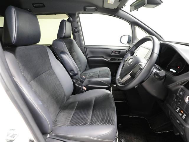 ヴォクシー ZS 煌III プリクラッシュ スマートキ アイスト DVD再生機能 横滑り防止装置 ナビTV アルミ 三列シート WAC 盗難防止 オートエアコン キーレス ETC装備 パワステ メモリナビ クルコン ABS(19枚目)