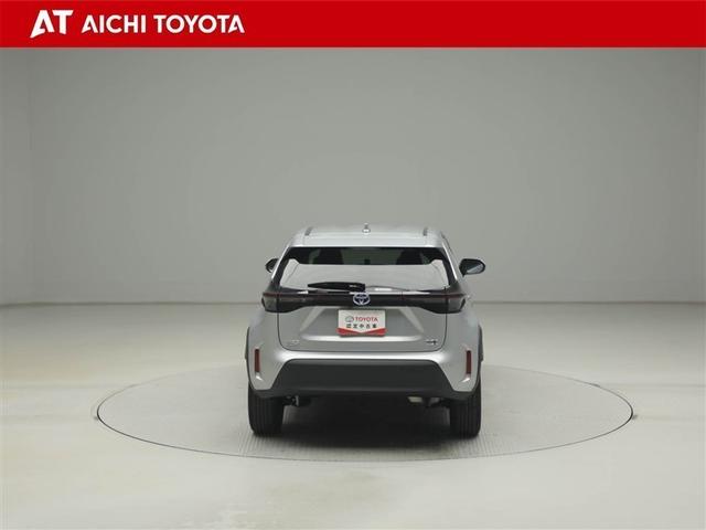 ヤリスクロス ハイブリッドＺ　ドライブレコーダ　インテリジェントキー　アルミホイル　ＬＥＤライト　１オ－ナ－　リアカメラ　クルーズコントロール　横滑り防止システム　ナビＴＶ　メモリーナビゲーション　電動シ－ト　パワステ　キーフリー（5枚目）