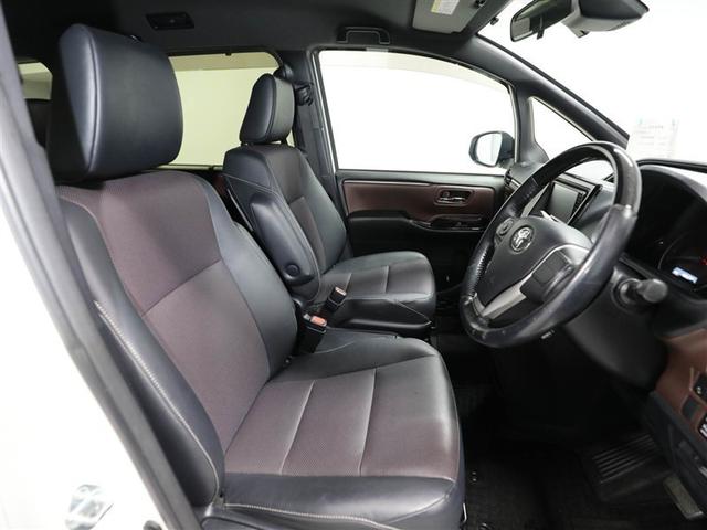 エスクァイア Ｇｉ　両側Ｐドア　１オナ　スマートキーＰスタート　リアカメラ　ＡＵＸ　アイドリングＳＴＯＰ　ＥＴＣ車載器　オートエアコン　イモビライザー　オートクルーズコントロール　キーレス　ナビＴＶ　ＡＢＳ　３列　アルミ（19枚目）