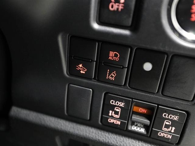 �e����X�C�b�`�Ȃǂ��g���₷���ʒu�ɔz�u����Ă��܂��I