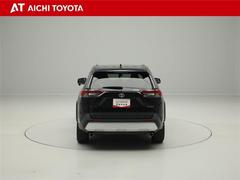 『ＴＯＹＯＴＡ認定中古車』は「まるごとクリーニング」で綺麗な内外装、「車両検査証」はプロによるチェック、買ってからも安心の「ロングラン保証」、３つの安心安全を標準装備したトヨタのブランドＵ−Ｃａｒです 5