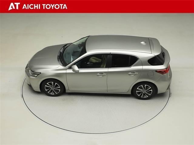 ＣＴ ＣＴ２００ｈ　バージョンＣ　ＴＶナビ　サイドエアバック　地デジＴＶ　バックガイドモニター　アルミ　キーレスエントリー　ＥＳＣ　ＥＴＣ付き　ＡＵＴＯエアコン　エアバック　クルーズコントロール付　Ｐシート　パワーウインドウ　スマキー（11枚目）