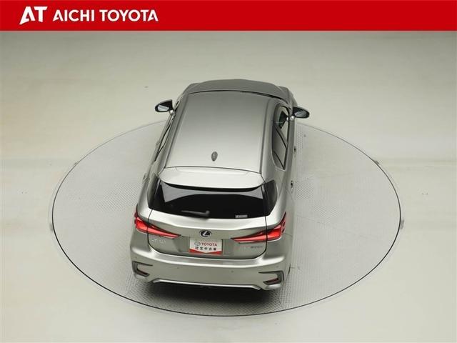 ＣＴ ＣＴ２００ｈ　バージョンＣ　ＴＶナビ　サイドエアバック　地デジＴＶ　バックガイドモニター　アルミ　キーレスエントリー　ＥＳＣ　ＥＴＣ付き　ＡＵＴＯエアコン　エアバック　クルーズコントロール付　Ｐシート　パワーウインドウ　スマキー（13枚目）