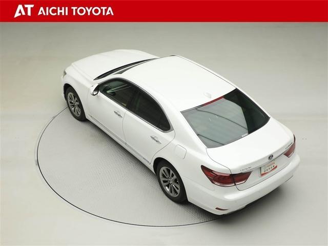 ＬＳ ＬＳ６００ｈ　バージョンＣ　ＬＥＤヘッドライト　セキュリティー　本革シート　４ＷＤ　スマートキー　バックカメラ　クルーズコントロール　ＥＴＣ　パワーシート　ドラレコ　フルセグ　ミュージックプレイヤー接続可　横滑り防止装置（12枚目）