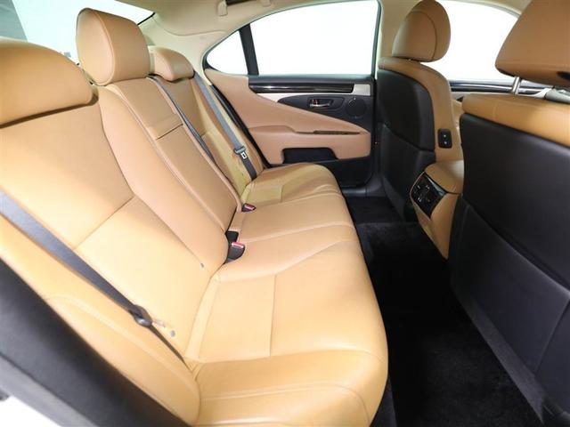 ＬＳ ＬＳ６００ｈ　バージョンＣ　ＬＥＤヘッドライト　セキュリティー　本革シート　４ＷＤ　スマートキー　バックカメラ　クルーズコントロール　ＥＴＣ　パワーシート　ドラレコ　フルセグ　ミュージックプレイヤー接続可　横滑り防止装置（20枚目）