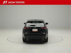 『ＴＯＹＯＴＡ認定中古車』は「まるごとクリーニング」で綺麗な内外装、「車両検査証」はプロによるチェック、買ってからも安心の「ロングラン保証」、３つの安心安全を標準装備したトヨタのブランドＵ−Ｃａｒです 5