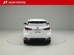 『ＴＯＹＯＴＡ認定中古車』は「まるごとクリーニング」で綺麗な内外装、「車両検査証」はプロによるチェック、買ってからも安心の「ロングラン保証」、３つの安心安全を標準装備したトヨタのブランドＵ-Ｃａｒです 5