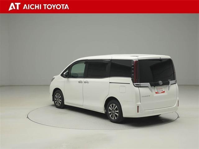 エスクァイア Ｇｉ　両側Ｐドア　１オナ　スマートキーＰスタート　リアカメラ　ＡＵＸ　アイドリングＳＴＯＰ　ＥＴＣ車載器　オートエアコン　イモビライザー　オートクルーズコントロール　キーレス　ナビＴＶ　ＡＢＳ　３列　アルミ（4枚目）