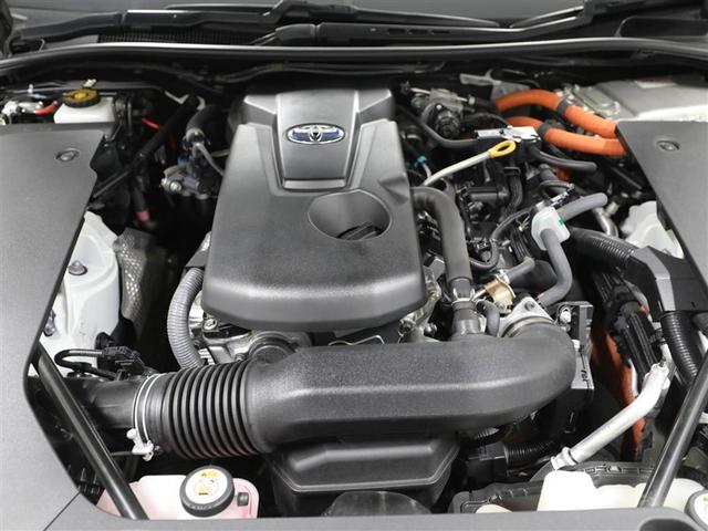 クラウンハイブリッド Ｓ　Ｃパッケージ　Ｆｏｕｒ　ドライブレコーダー　プリクラッシュ　ＡＣ１００Ｖ　キーレス　パワーシート　スマートキー　Ｂカメラ　フルセグＴＶ　ナビ＆ＴＶ　ＤＶＤ再生　ＬＥＤヘッドランプ　アルミホイール　４ＷＤ　ＥＴＣ　ワンオーナー（25枚目）