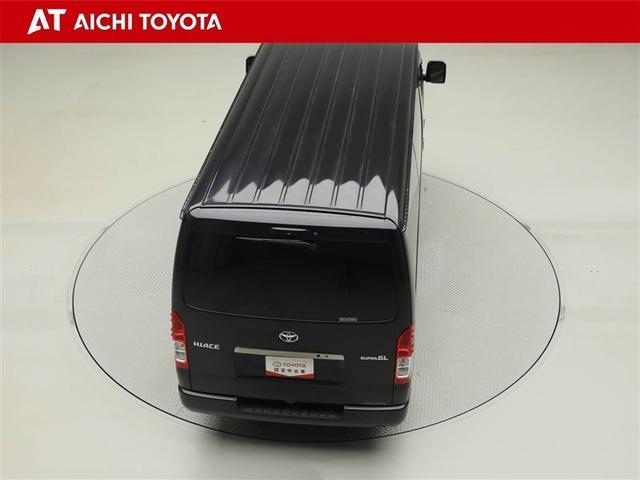 ハイエースバン スーパーGL ダークプライム スマートキープッシュスタート リアカメラ 横滑り防止機能 衝突軽減 エアコン LEDライト パワーウインドウ エアバッグ ABS 助手席エアバック ワンオーナー ETC車載器 キーレス DVD再生(13枚目)