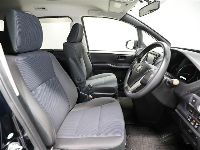 ヴォクシー ハイブリッドＸ　ＡＣ　キーレスエントリー　ナビ・ＴＶ　ＤＶＤ　リアオートエアコン　両側自動ドア　ＬＥＤヘッドライト　バックモニター　三列シート　盗難防止　スマートキー　アルミホイール　ＥＴＣ車載器　横滑り防止　ＰＳ（19枚目）