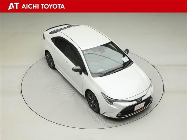 カローラ ハイブリッド　ダブルバイビー　衝突軽減　盗難防止　バックモニター　ＬＥＤヘッドライト　フルセグＴＶ　クルーズコントロール　横滑り防止機能　メモリーナビ　キーレス　ＥＴＣ　エアバッグ　スマートキー　４ＷＤ　アルミホイール（16枚目）
